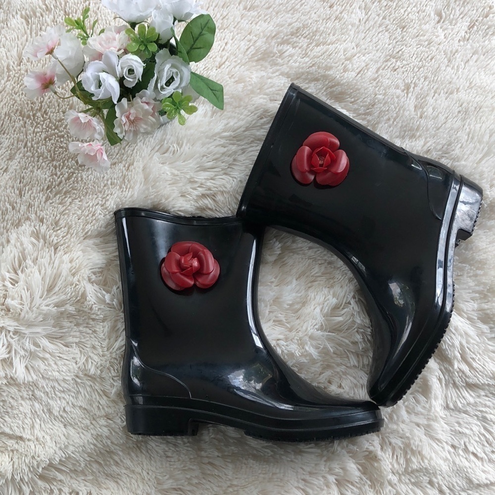 Flower Detail Black Rain Boots